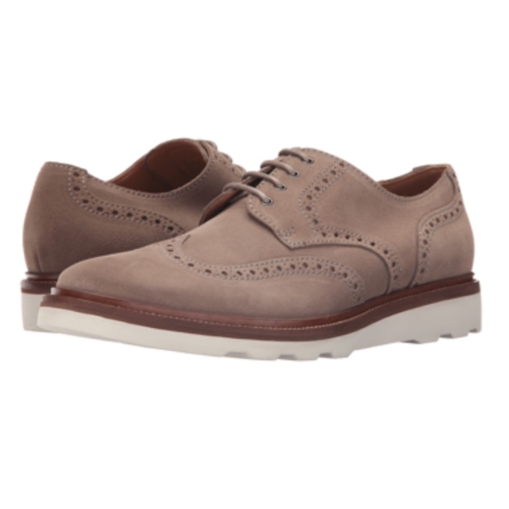 Coach men shoes in excellent condition.